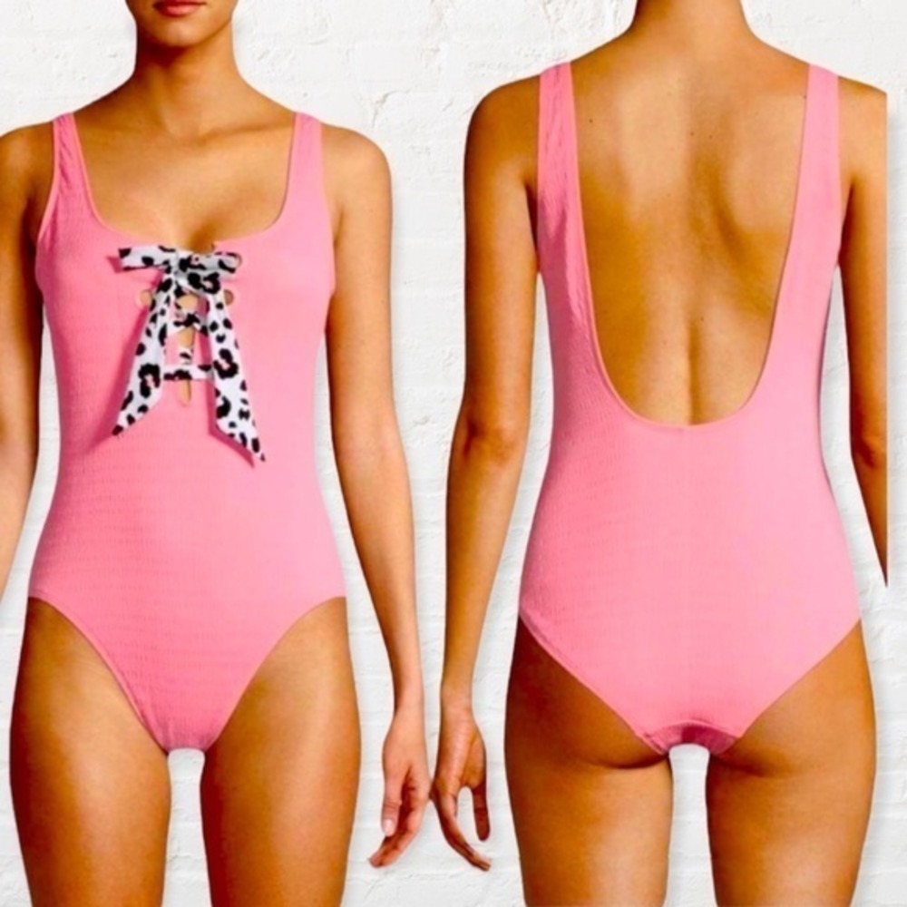 No Boundaries‎ Juniors Pink Lace-Up High Leg Swimsuit Size M 7-9 One Piece